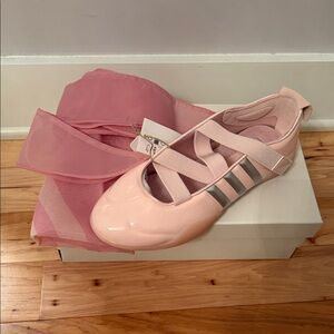 ADIDAS ORIGINALS X Caroline Hu Clot Taekwondo Sneaker - Size 9.5